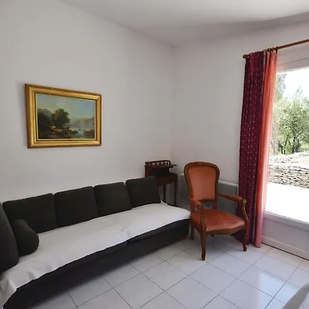 Awesome In With Kitchen Hébergement de vacances Joucas